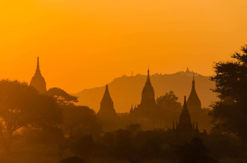 Sunset at Bagan © Dustin Main 2014