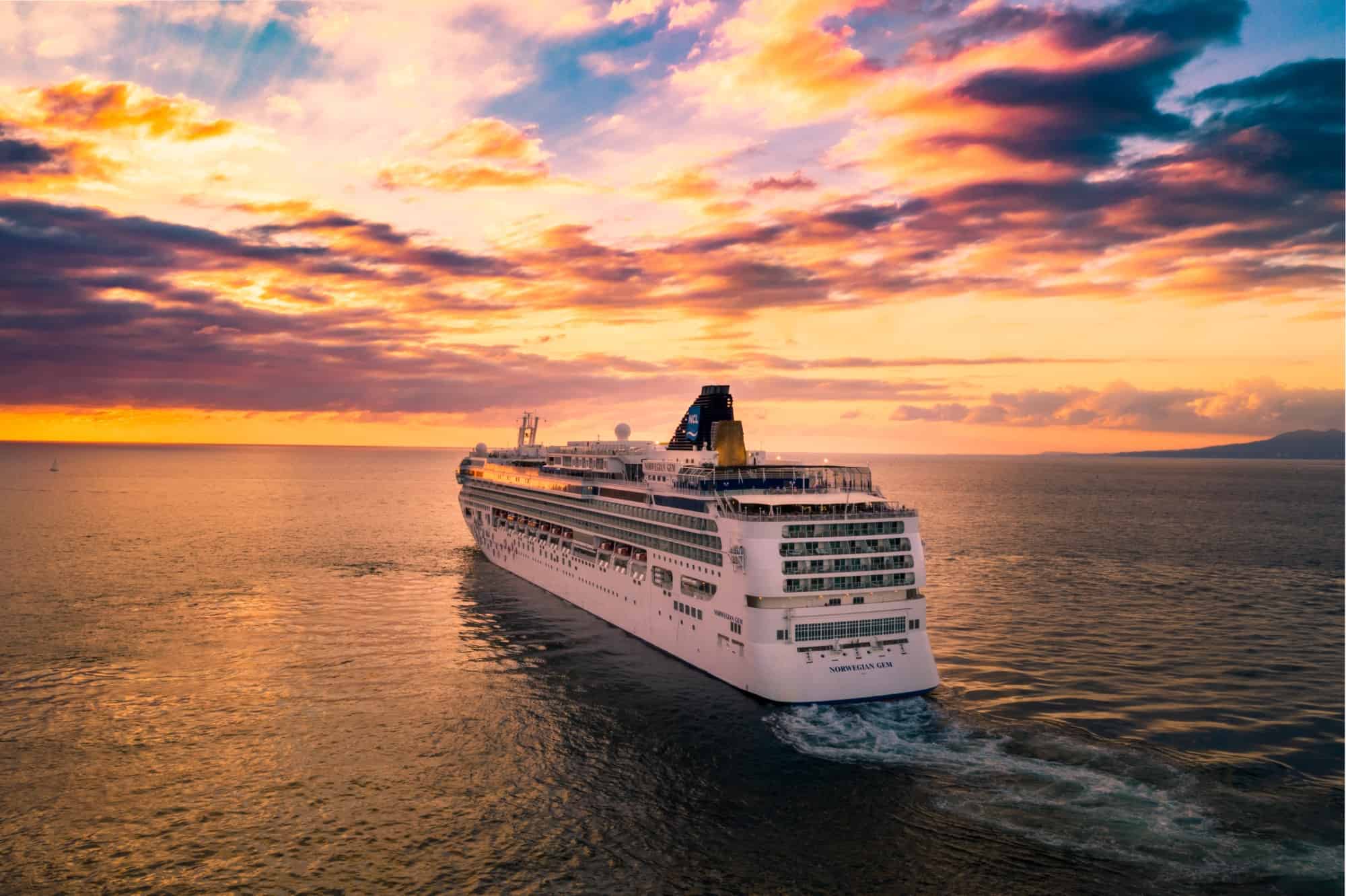 travel by cruise ship