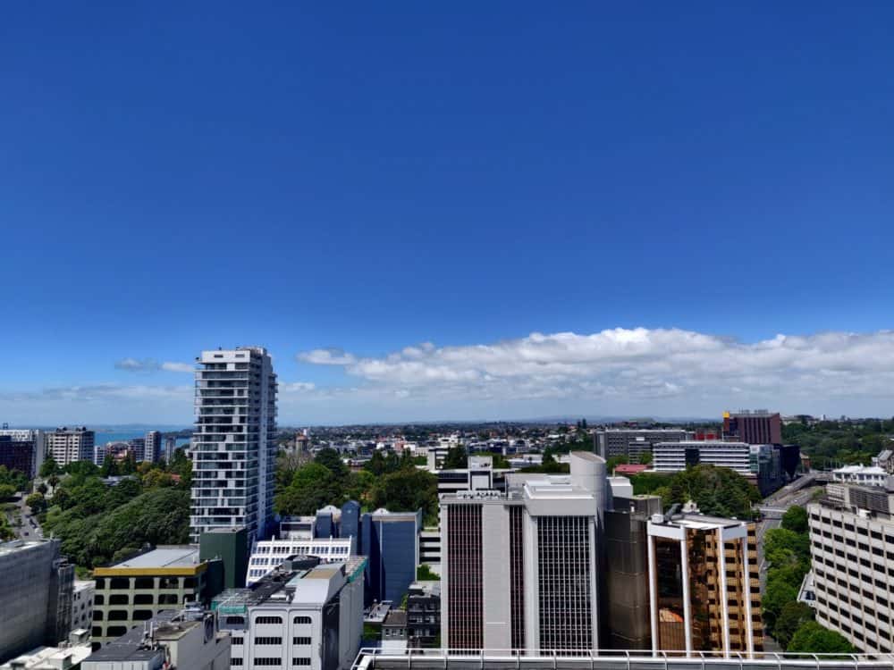OnePlus 6T landscape city view
