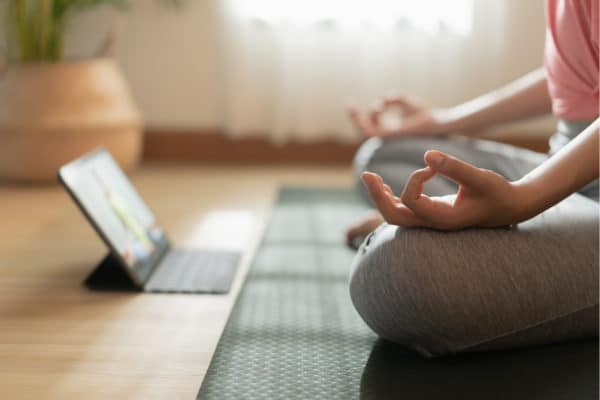 The Best Yoga Apps to Use at Home and on the Road